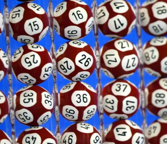 Euromilhões sem totalistas, mas para Portugal ‘voa’ um 3.º prémio