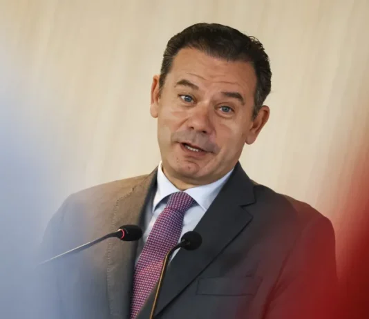 Montenegro diz que combate ao narcotráfico “interessa muito a Portugal”