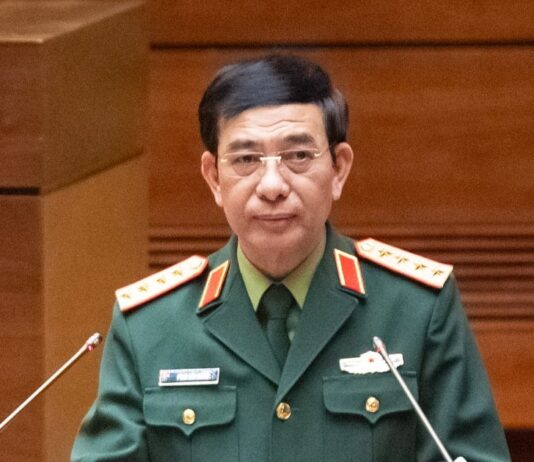 Manter a estabilidade política e um ambiente pacífico é essencial para a construção e o desenvolvimento nacional.