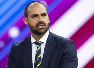 Eduardo Bolsonaro nega ter sido o destinatário de dinheiro de Vorcaro | Política