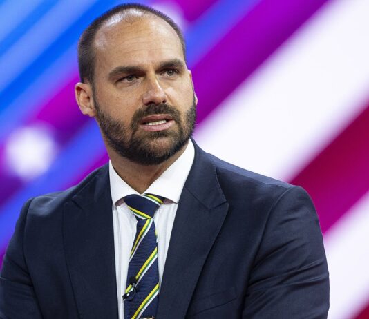 Eduardo Bolsonaro nega ter sido o destinatário de dinheiro de Vorcaro | Política