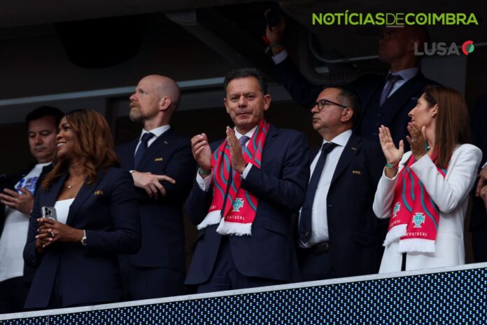Luís Montenegro feliz e orgulhoso com união da seleção de